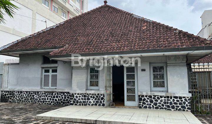 RUMAH TENGAH KOTA BUTUH LAKU CEPAT PANDANARAN SIMPANGLIMA SEMARANG 1