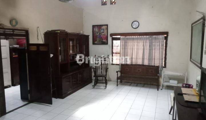 RUMAH POSISI TENGAH KOTA STRATEGIS ATMODIRONO AHMAD YANI SIMPANG LIMA SEMARANG 2