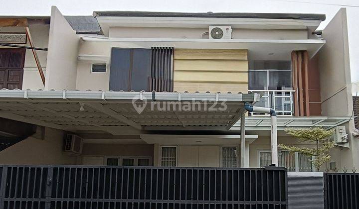 Rumah bagus full renovasi di bintaro jaksel.one gate system.bebas banjir.harga nego sampai deal 1