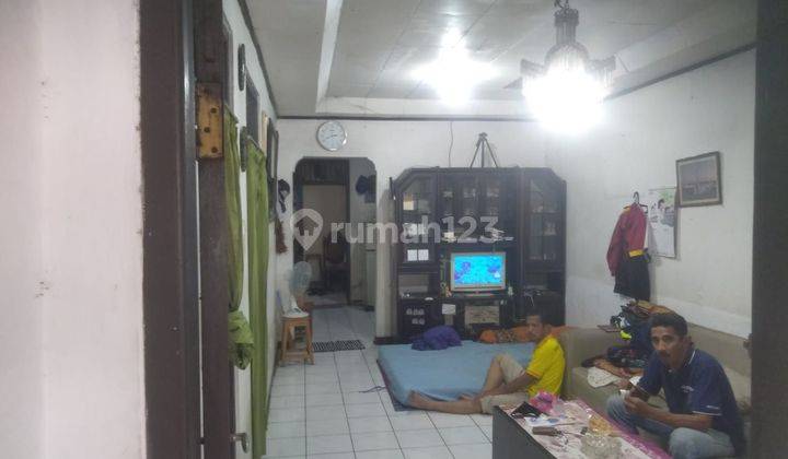 Rumah hitung tanah di cipete.bebas banjir harga.nego sampai deal 2