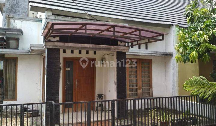 Jual cepat rumah hook di dukuh permai resident(DPR)di kramat jati.bebas banjir.harga nego sampai deal 1