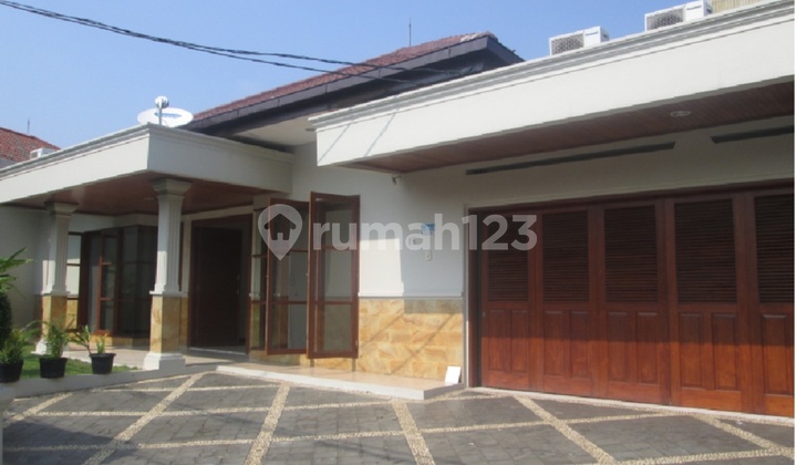 Rumah Siap Huni.one Gate System.lokasi Strategis