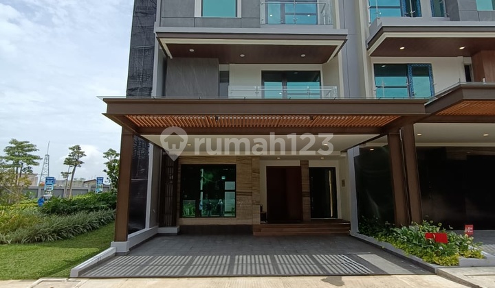 Townhouse Mewah Di Veteran.lokasi Strategis.bebas Banjir