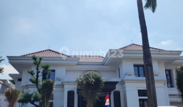 BRANDNEW HOUSE MODERN AMERICAN CLASSIC DI KAWASAN ELITE JAKARTA