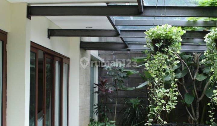 RUMAH BAGUS FULL RENOVATED FULL FURNISHED  1