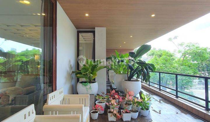 HOT SALE! RUMAH MEWAH BERGAYA MODERN TROPICAL, FULL FURNISHED 2