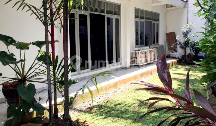 Dijual Murah! Rumah Siap Huni Minim Renovasi di Area Strategis 2