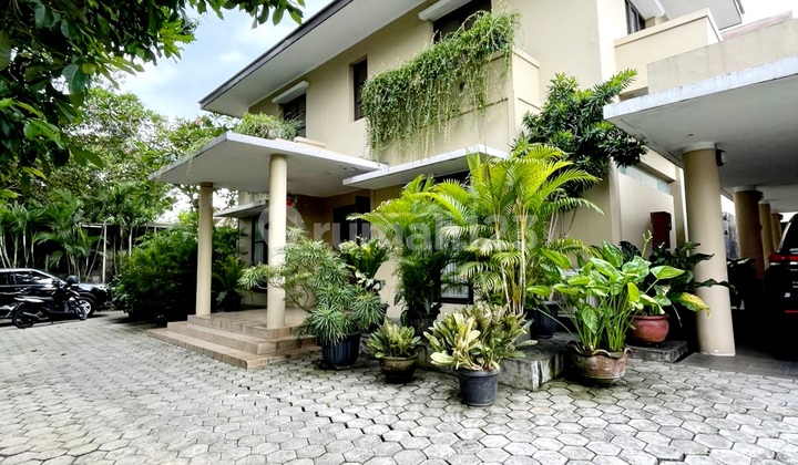 Dijual Murah Rumah Mewah! Halaman Luas Nyaman Dan Asri