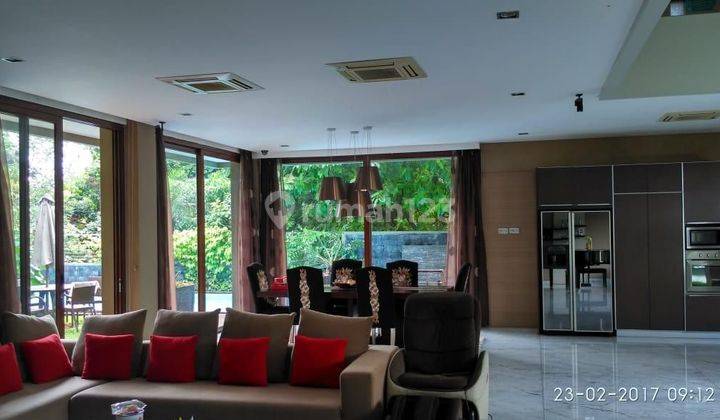 Hot Sale! Rumah Modern Tropical Dalam Komplek Asri & Nyaman 2