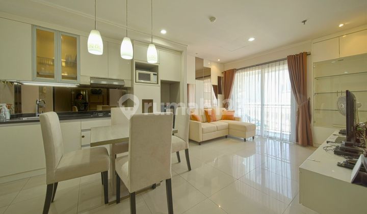Di Sewakan Apartemen Sahid Sudirman Residence, 2BR, 2BT, Fully furnished  2