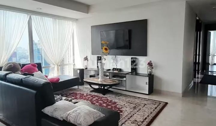 Di Sewakan Apartment The Elements, Tipe 4BR, 3BT, Tower Sky Full Furnished Di Sewakan Apartment The Elements, Tipe 4BR, 3BT, Tower Sky Full Furnished
