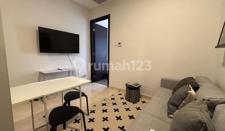 Di Sewakan Apartment Sudirman Suites 1Br, 1Bt, Full Furnished