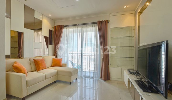 Di Sewakan Apartemen Sahid Sudirman Residence, 2BR, 2BT, Fully furnished Di Sewakan Apartemen Sahid Sudirman Residence, 2BR, 2BT, Fully furnished