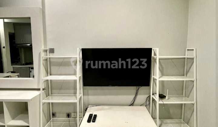 For Rent: Sudirman Park Apartment, 2 Bedrooms, 1 Bathroom, Tower A, Fully Furnished 2