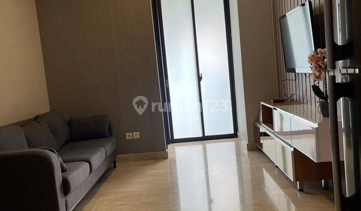 Di sewakan Apartemen Sudirman Suites 2BR-Good Furnished -strategis area 1