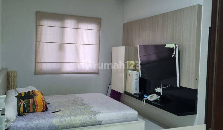 Dijual Rumah  Minimalis  Modern di  Pademangan II semi furnish  2