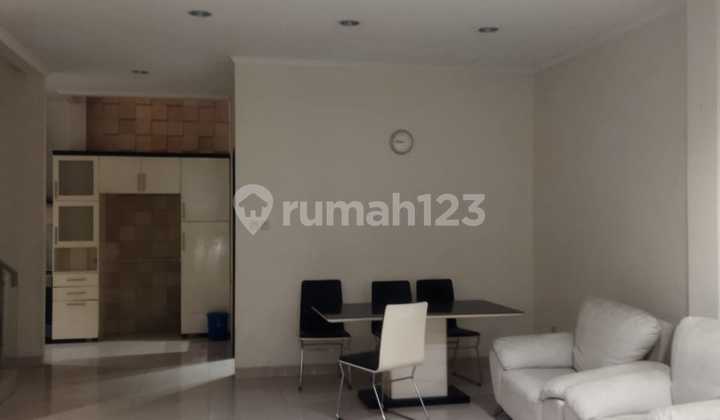 For Sale Cheap Modern Minimalist House in Kelapa Gading, 8M Wide