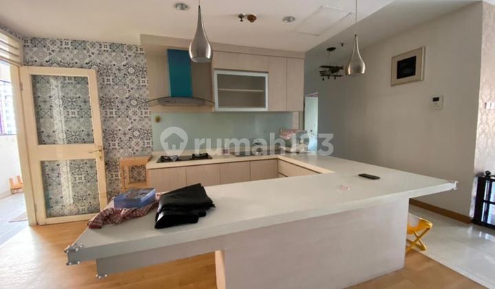 Disewakan Apart Mangga Dua Court Luas 150m² Full Furnished 1