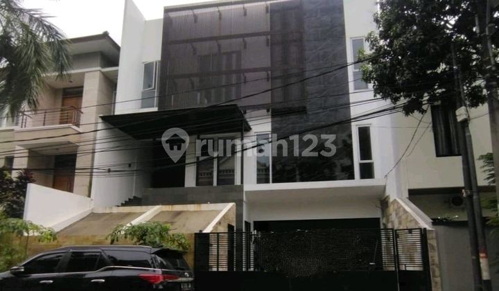 Rumah Bagus di Sunter Dijual Ada Swimming Pool, Lebar 12 Meter 2