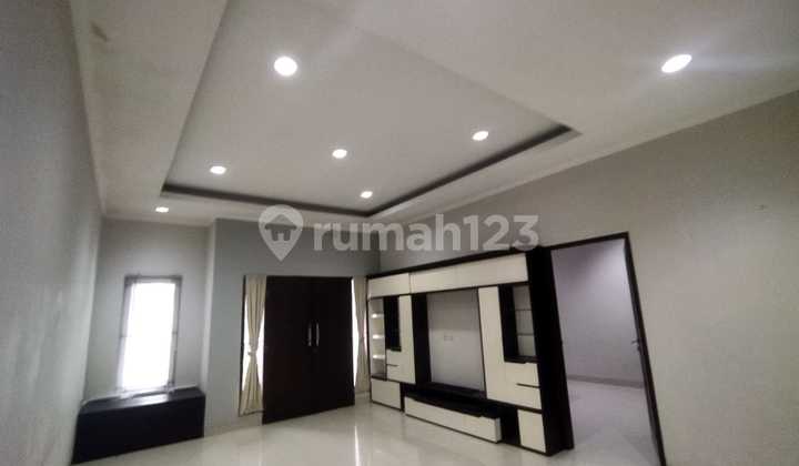 Dijual Murah Rumah Kelapa Gading Model Minimalis Modern Lebar 8M