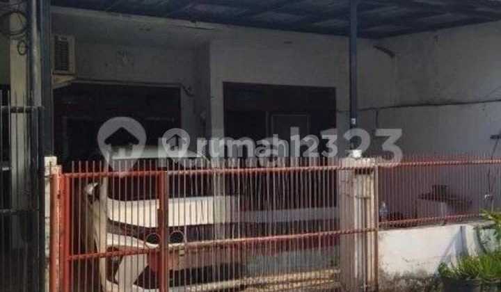 Simple House in Sunter for Sale, 6 Meters Wide 2