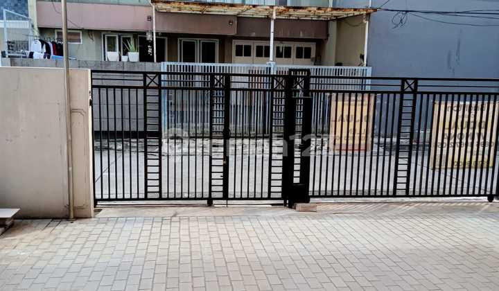 For Sale Quick House Kelapa Gading 9 Meters Wide 2