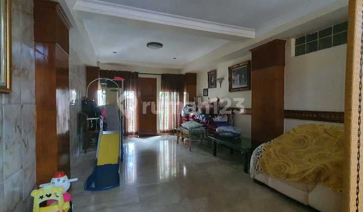Dijual Rumah Mewah Di Pulomas Luas 540m² Ada Swimming Pool Pribadi