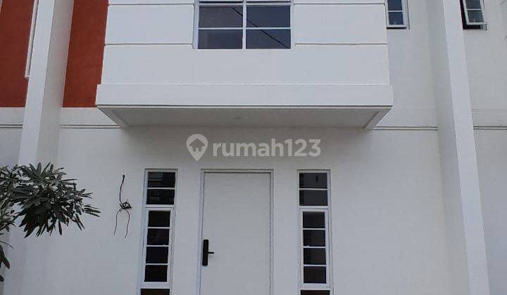 Rumah 2 Lantai American Classic Shm Ready Siap Huni Bebas Banjir 2