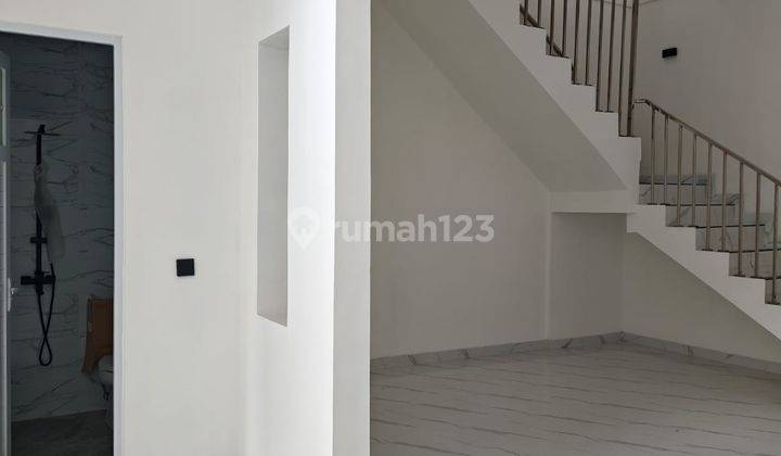 Rumah Siap Huni di Metland Puri Lokasi Strategis Harga Nego  2