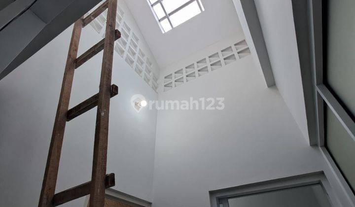 Dijual Rumah Super Bagus Meruya Utara Kavling Dki  Siap Huni  2