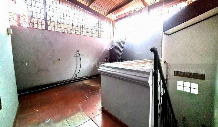 Dijual Rumah Terawat Siap Huni Di
komplek Joglo 2