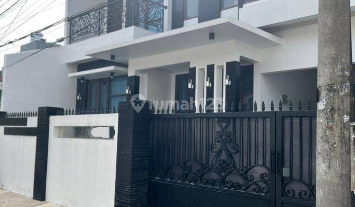 Dijual 3,5m Rumah Di Taman Meruya Ilir Siap Huni  1