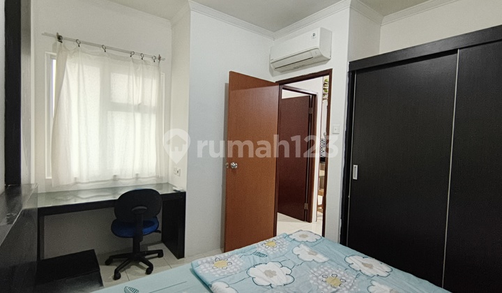 Sewa Cepat!! Harga Nett!! 2 Bedroom Medit 2, Furnish Bagus, Lantai Rendah, View Kolam, Tower Favorit 2