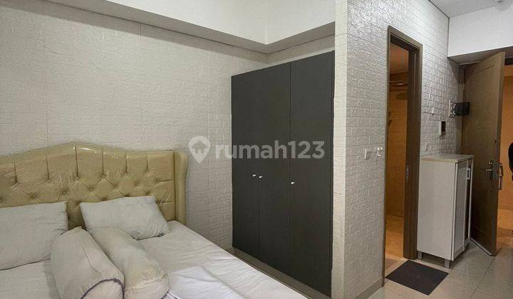 Dijual Cepat!! Type Studio Taman Anggrek Residence Furnished Bagus Harga Murah Cash only Lantai rendah 2