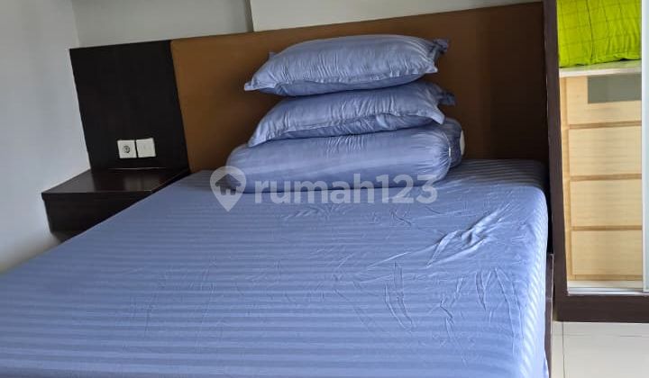 Sewa Cepat!! Harga Nett!! 2 Bedroom Royal Medit Central Park, Furnished Bagus, Best View ke Central Park 2