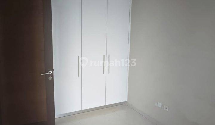 Jual Cepat!! 1+1 Bedroom Condo Taman Anggrek Residences Semi Furnished Bagus 2