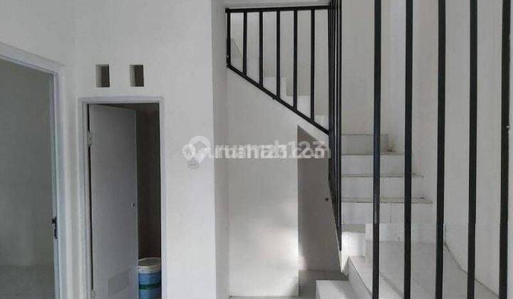 dijual rumah 2 lantai di grand Catania citra raya 2