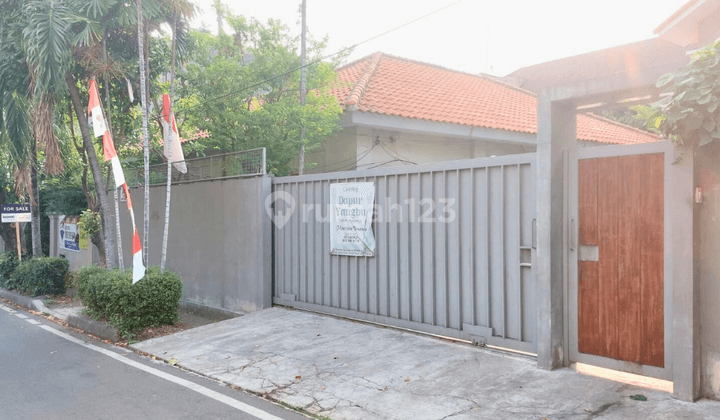 Rumah Mewah 1 Lantai di Salemba, Jakarta Pusat. 1