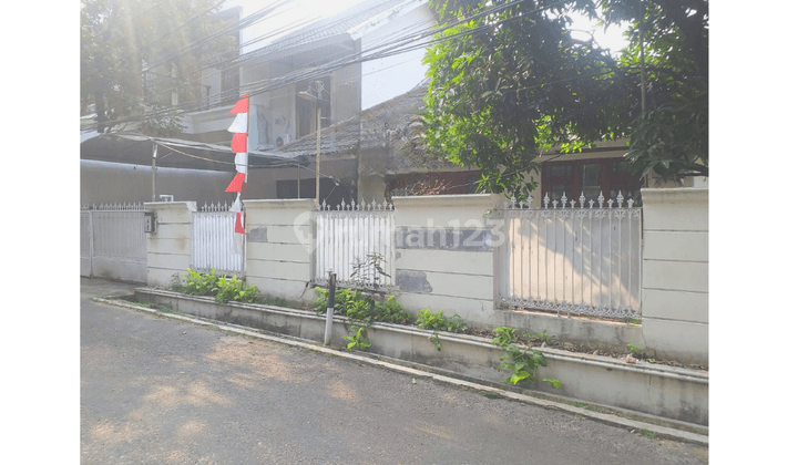 Rumah 2 lantai lokasi strategis di Pasar Minggu, Jakarta Selatan 1