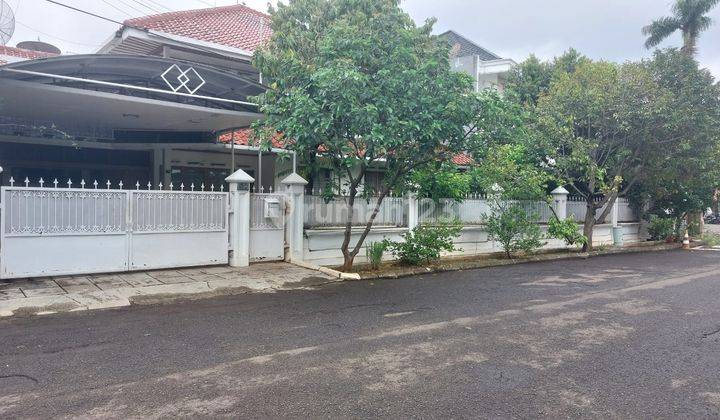 Rumah Bagus Nuansa Mewah 2 Lantai Siap Huni, Lebak Bulus, Jakarta Selatan  1