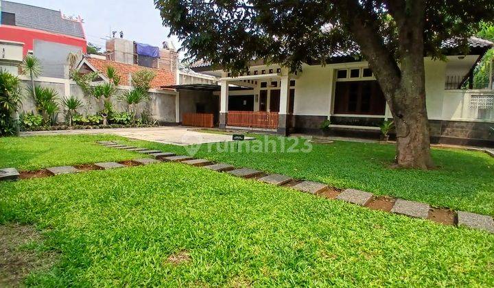 Dijual Rumah Mewah Siap Huni Dengan Taman Yang Luas Dan Asri di Cirendeu 2