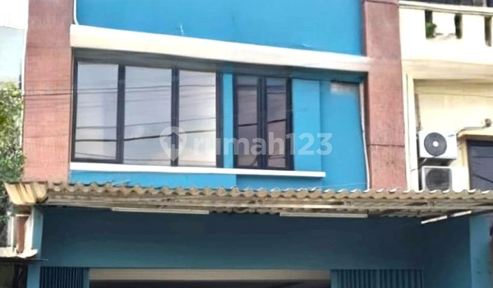 Ruko Pinggir Jalan Strategis di Pos Pengumben Raya, Jakarta Barat Ruko Pinggir Jalan Strategis di Pos Pengumben Raya, Jakarta Barat