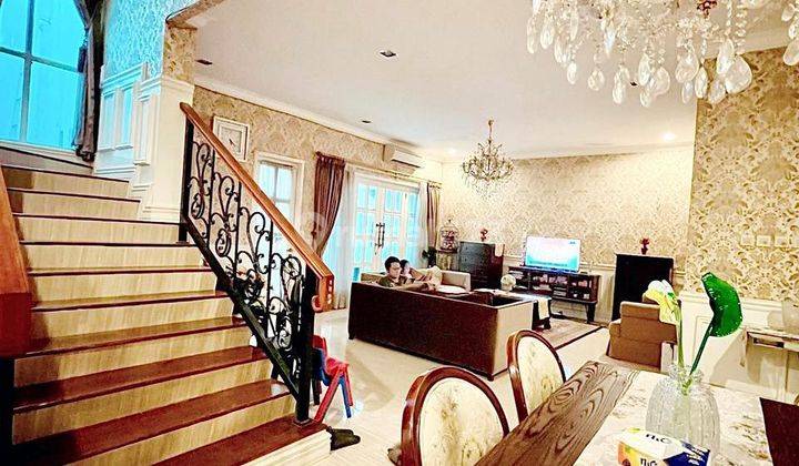 Dijual Rumah Mewah Cantik 2 Lantai Lokasi Strategis di Lebak Bulus, Jakarta Selatan. 2