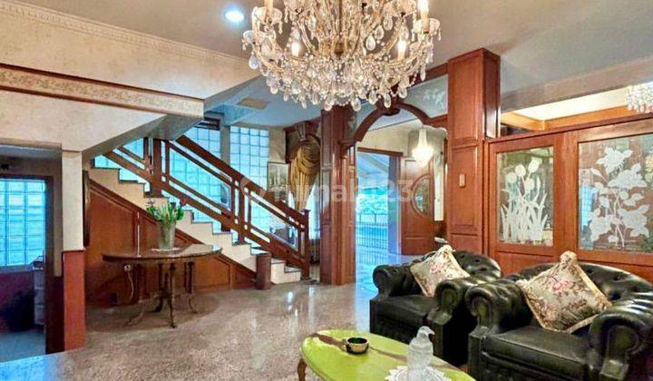Rumah Mewah Cantik Halaman Luas di Lebak Bulus, Jakarta Selatan 2