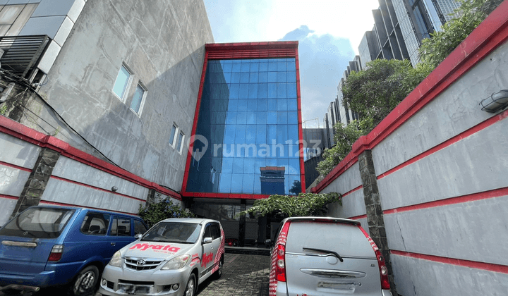 Disewakan Gedung - Ruang Usaha untuk Cafe, Klinik, Kantor di Kebayoran Lama, Jakarta Selatan 1