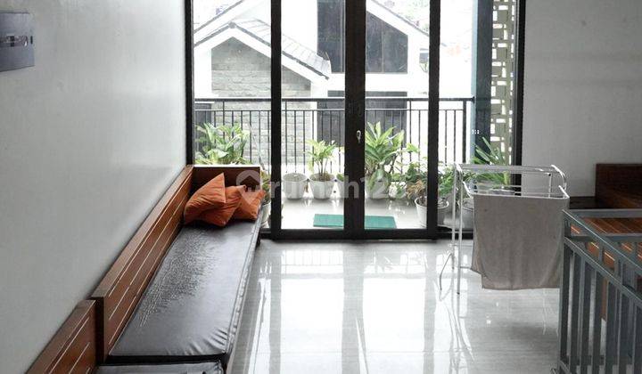 For Rent MODERN HOUSE at Kavling UI Barat Complex 2