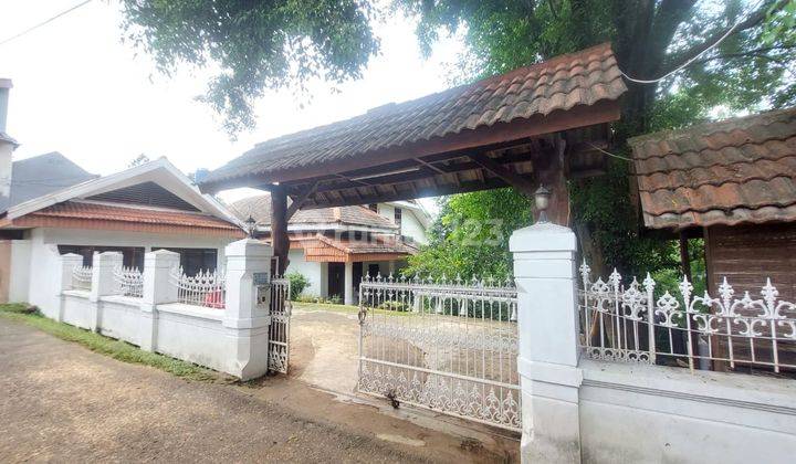 Di Jual Rumah 2 Lantai Lokasi Sangat Strategis di Poncol  1