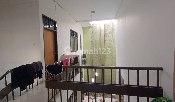 Rumah DIJUAL 2 lantai siap huni lokasi strategis di Cirendeu 2