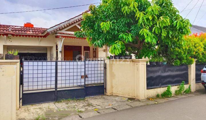 Rumah 1 Lantai Dijual Cepat Lokasi Dekat Dengan Pasar Segar, Dan Mall di Cinere, Depok 1