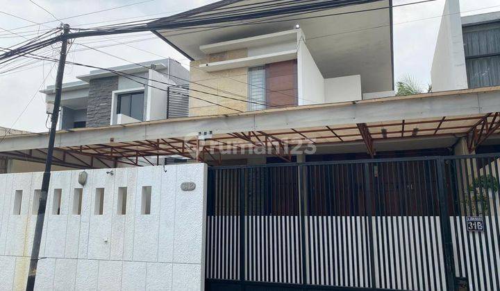 Dijual Rumah Minimalis 2 Lantai Siap Huni Lokasi Strategis di Lebak Bulus, Jakarta Selatan 1